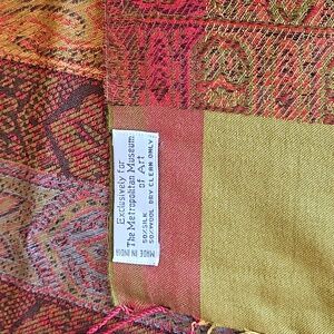 Scarf Museum of Modern Art